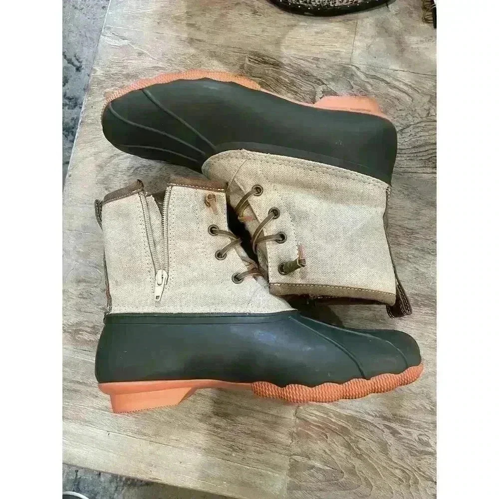 Serra Womens Sz 9 Tan & Green Duck Boots Faux Fur Lined Insulated 3M Thinsulate